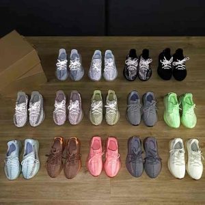 fake yeezy 350 v2