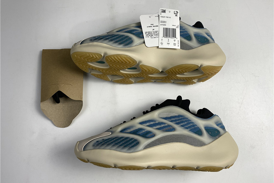 Yeezy 700 V3 Kyanite fake (3)